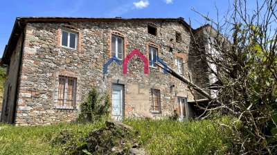 Vendita Rustico, Borgo a Mozzano