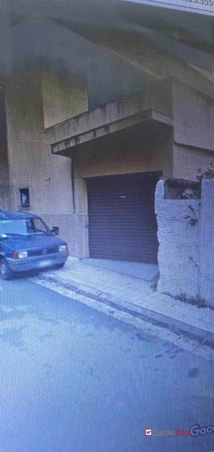 Vendita Locale commerciale, Messina foto