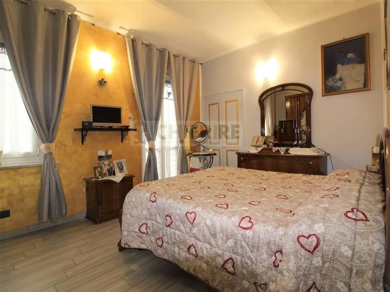 Vendita Eptavani, Riva presso Chieri foto