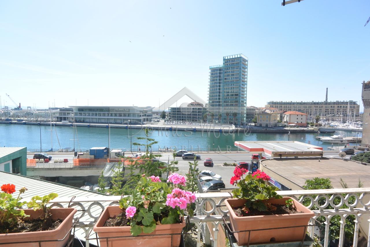Vendita Multivani, Savona foto