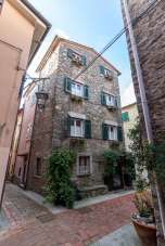 Vendita Quadrivani, Ameglia