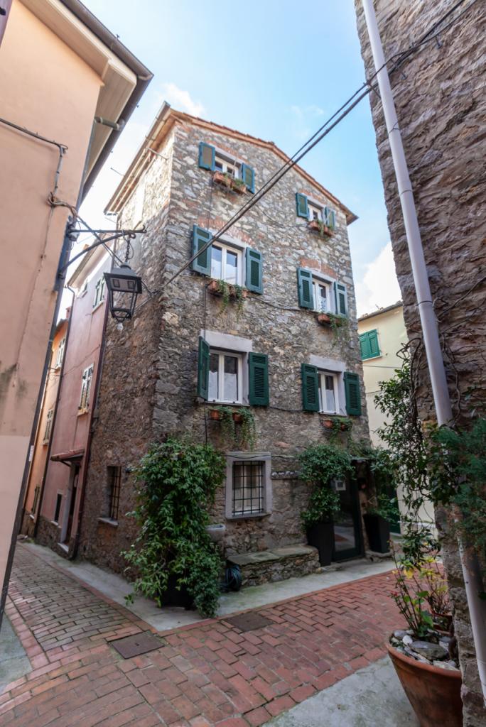 Vendita Quadrivani, Ameglia foto