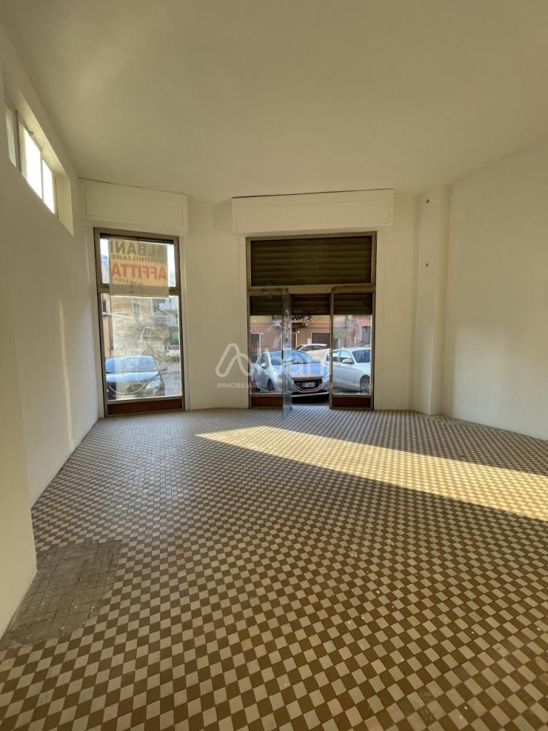 Affitto Commerciale, Arcola foto