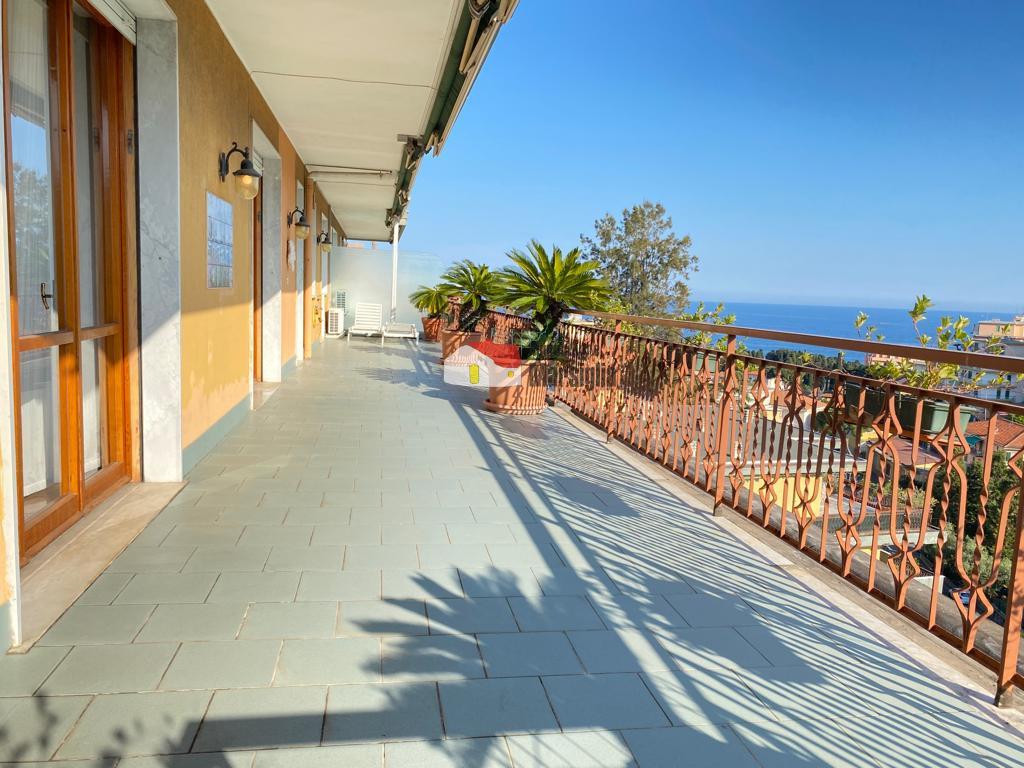 Vendita Quadrivani, Sanremo foto