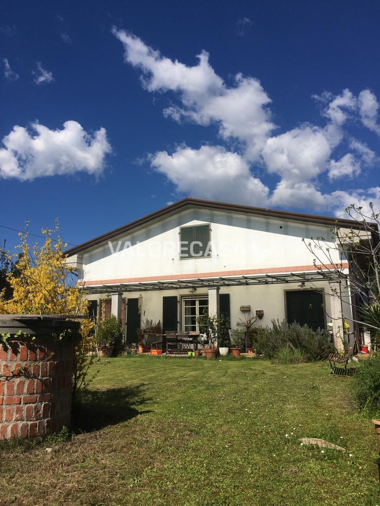 Vendita Multivani, Carrara foto