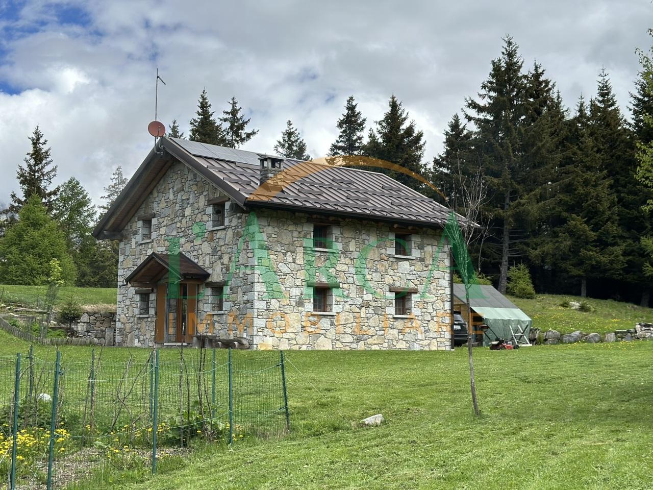 Sale Chalet , Incudine foto