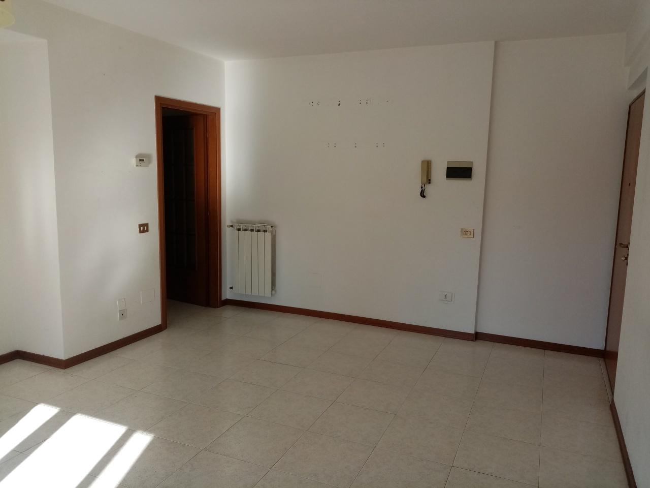 Vendita Quadrivani, Terni foto