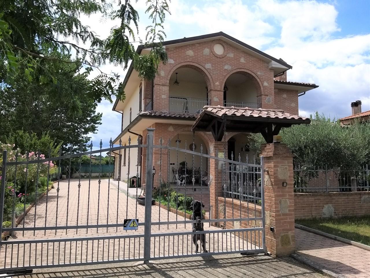 Vendita Multivani, Castiglione del Lago foto