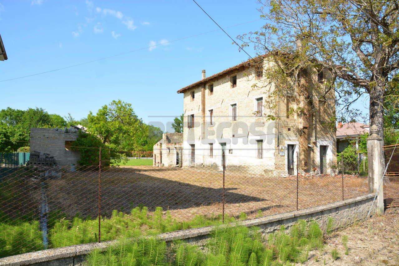 Vendita Pentavani, Rivignano Teor foto