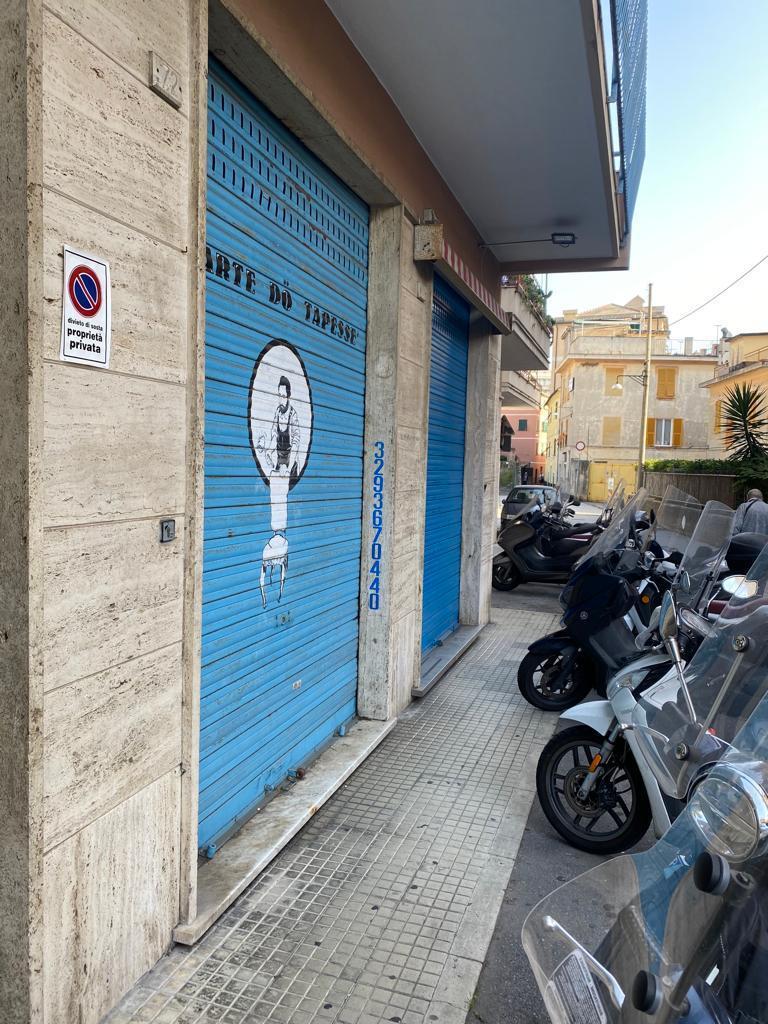 Vendita Bivani, Genova foto
