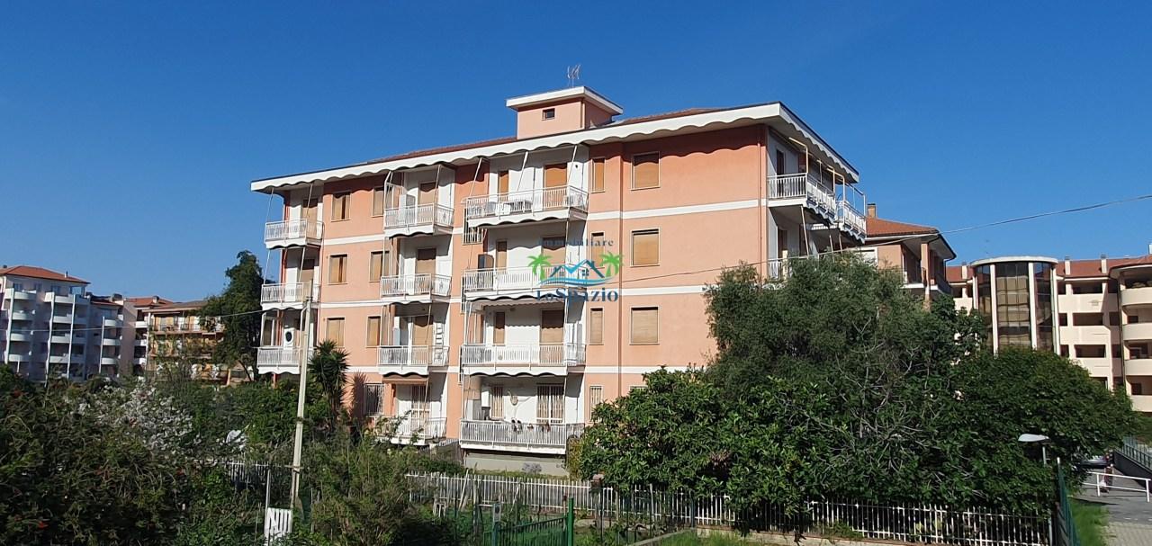 Vendita Monovano, Andora foto