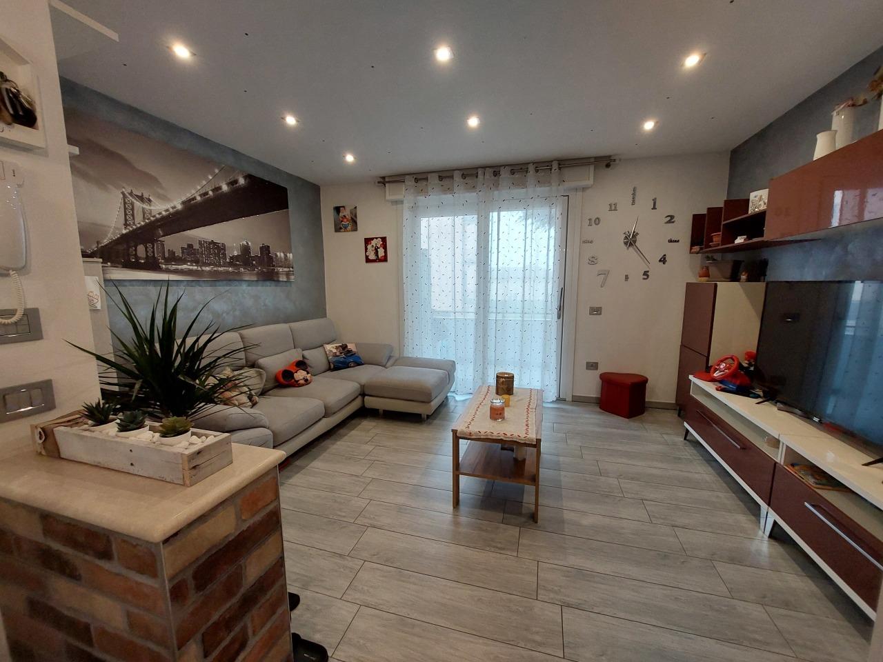 Vendita Pentavani, Adria foto