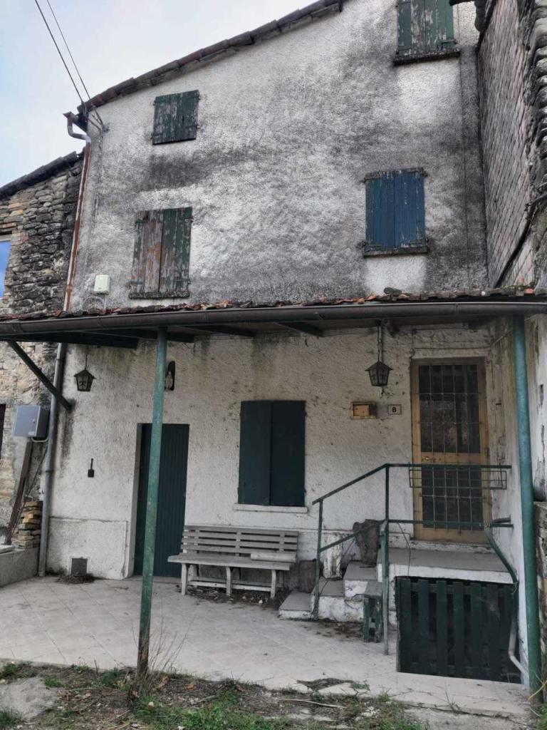 Vendita Eptavani, Varano de' Melegari foto