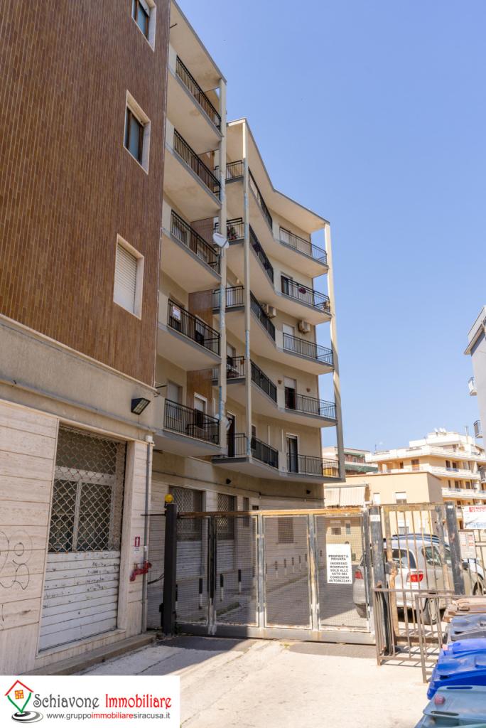 Vendita Esavani, Siracusa foto