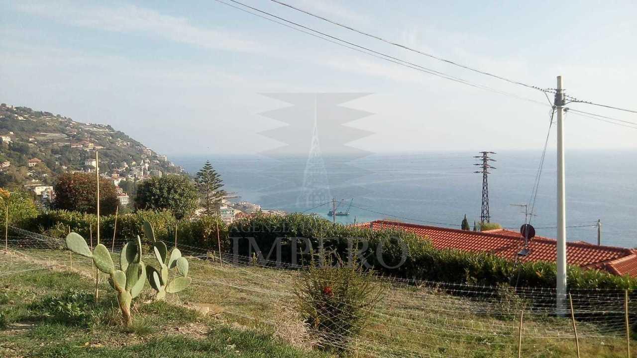 Vendita Quadrivani, Ospedaletti foto