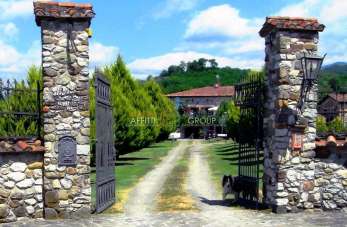 Vendita Multivani, Villafranca in Lunigiana Vendita Multivani, Villafranca in Lunigiana