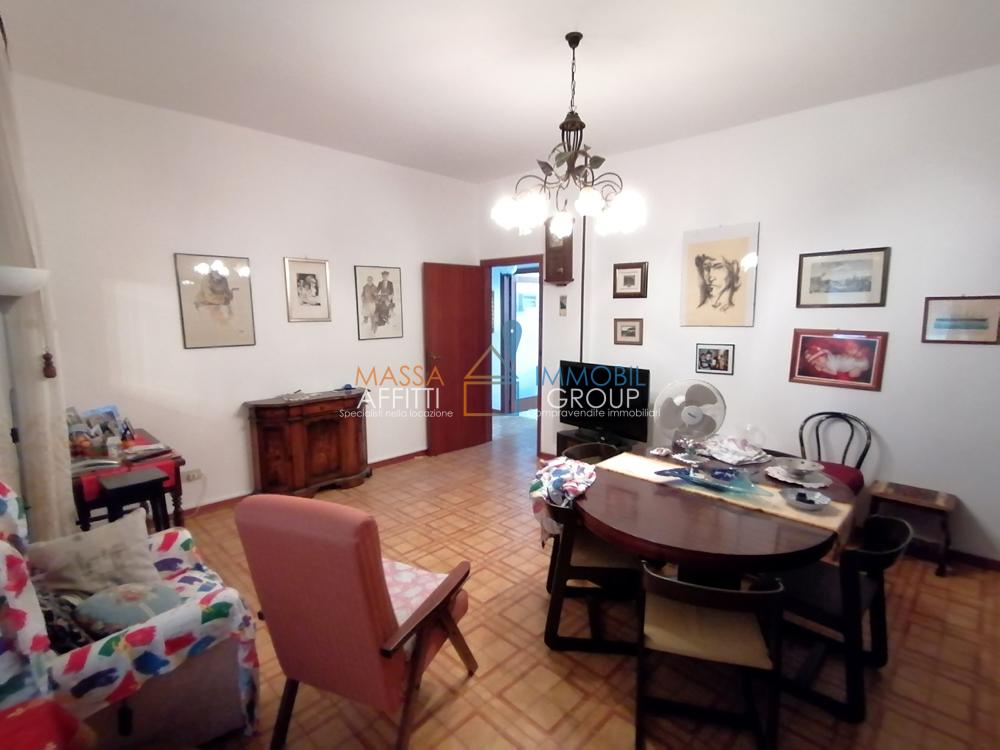 Vendita Esavani, Carrara foto