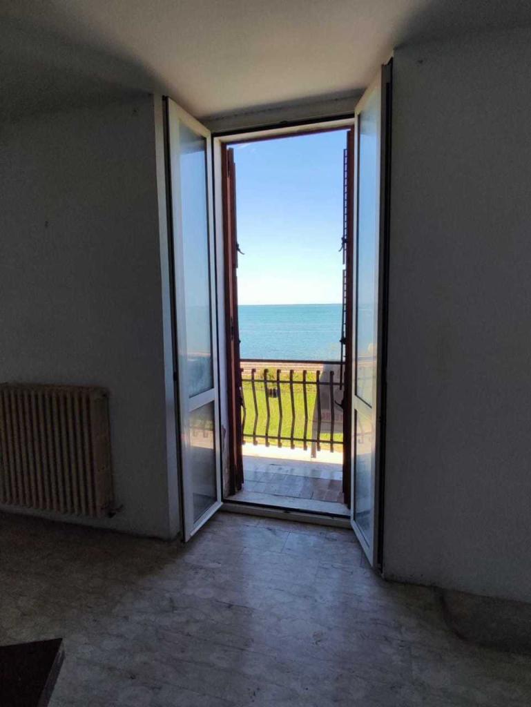 Vendita Esavani, Grottammare foto