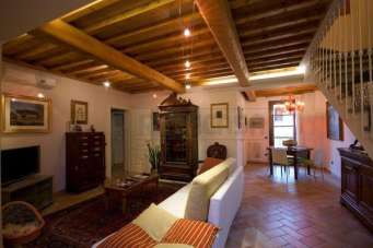 Vendita Pentavani, Casciana Terme Lari
