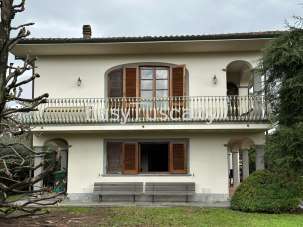 Vendita Ville, Lucca
