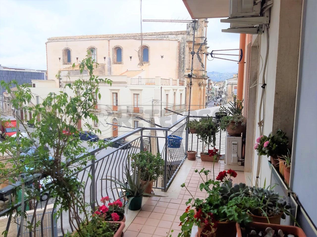 Vendita Pentavani, Floridia foto