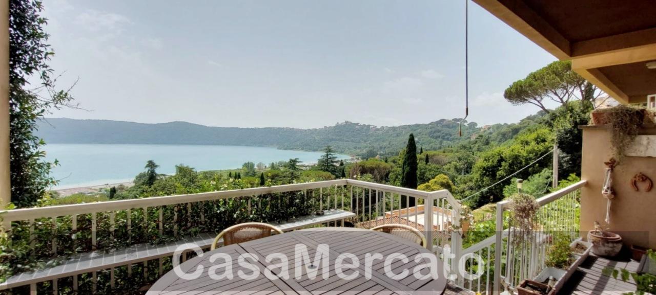 Vendita Pentavani, Castel Gandolfo foto
