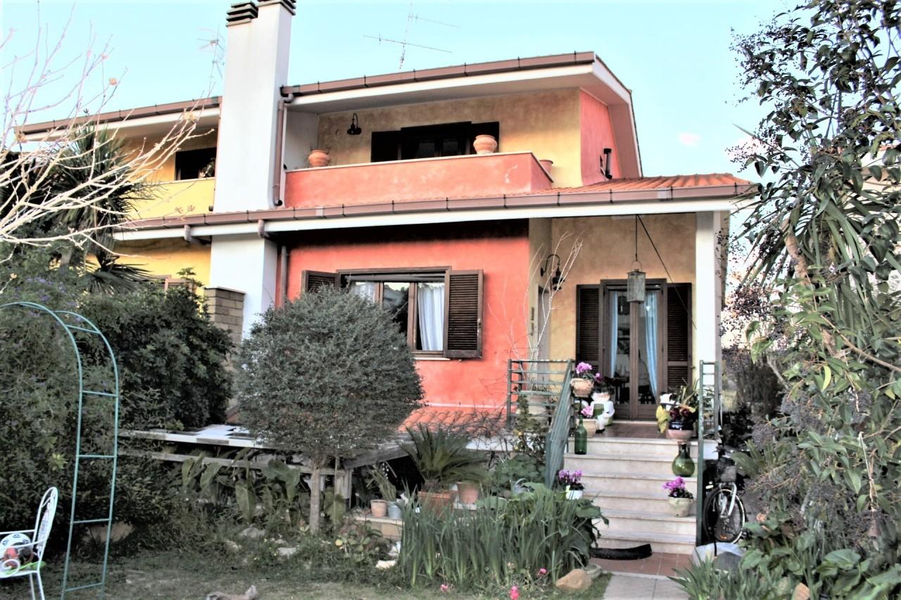Vendita Esavani, Civitavecchia foto