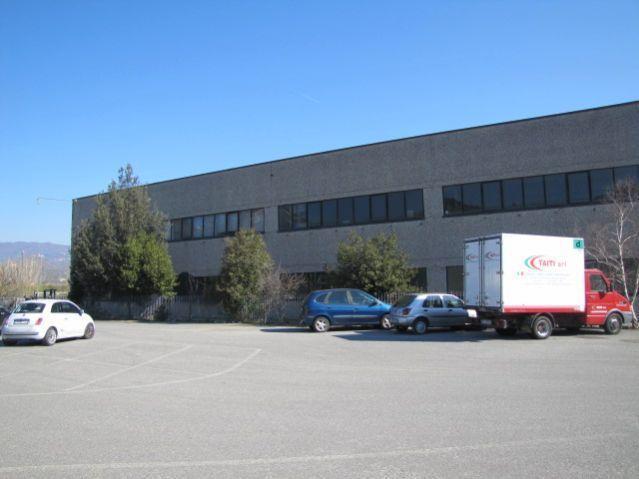 Vendita Industriale, Follo foto