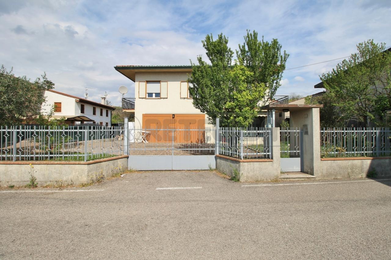 Vendita Multivani, Gambellara foto
