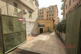 Vendita Trivani, Genova Vendita Trivani, Genova