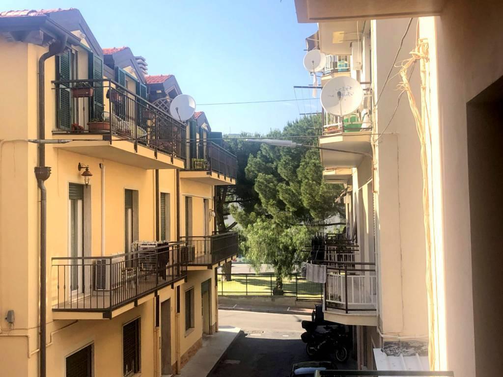 Vendita Quadrivani, Taggia foto