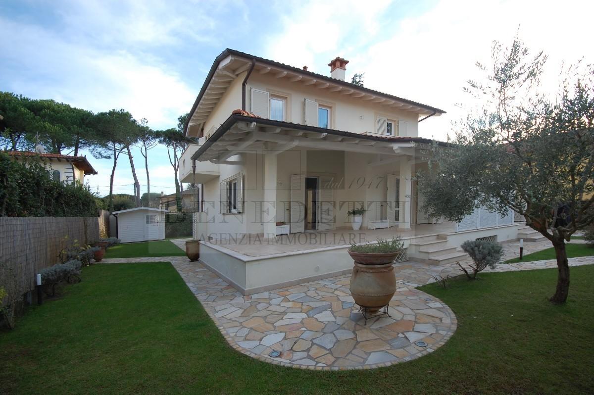 Vendita Multivani, Pietrasanta foto