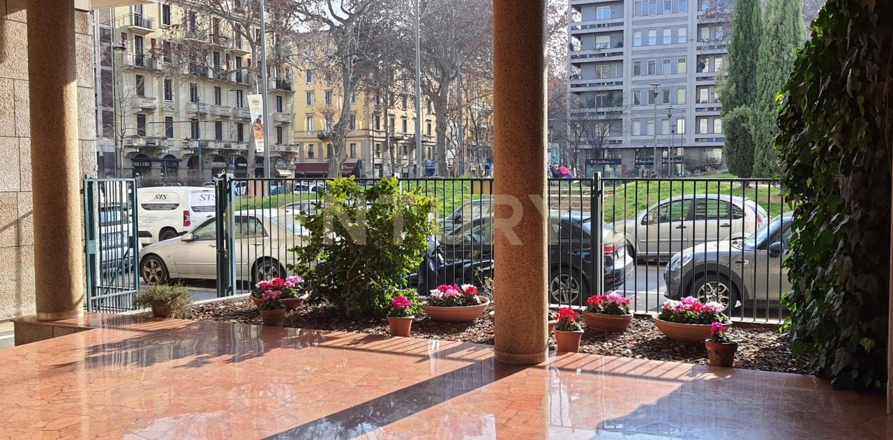 Vendita Esavani, Milano foto