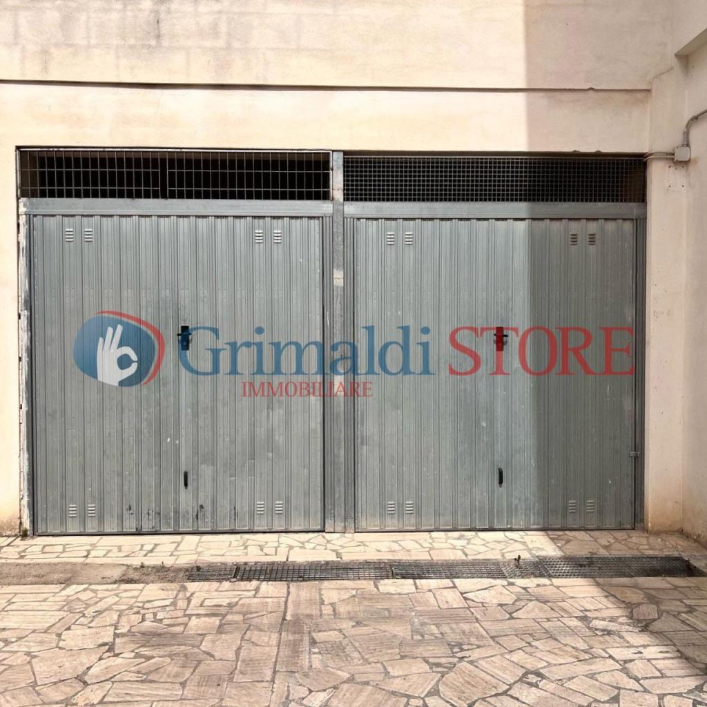 Vendita Monovano, Lecce foto