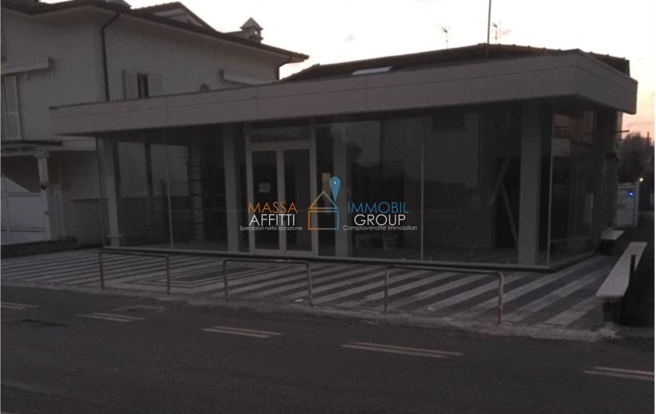 Affitto Monovano, Massa foto