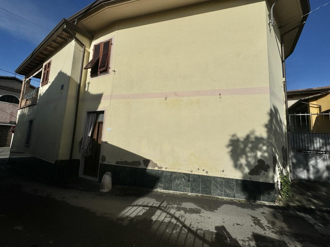 Vendita Multivani, Massa foto