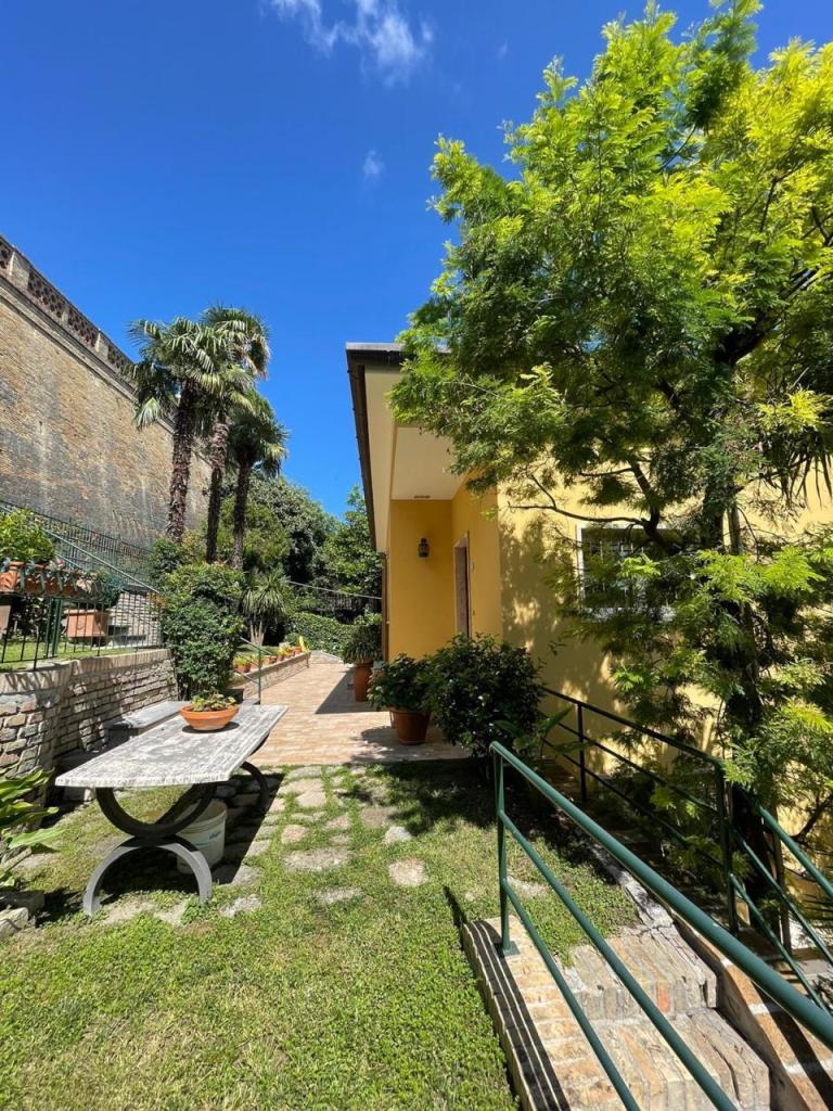 Vendita Multivani, Osimo foto