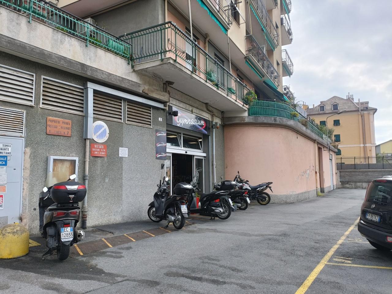 Vendita Monovano, Genova foto