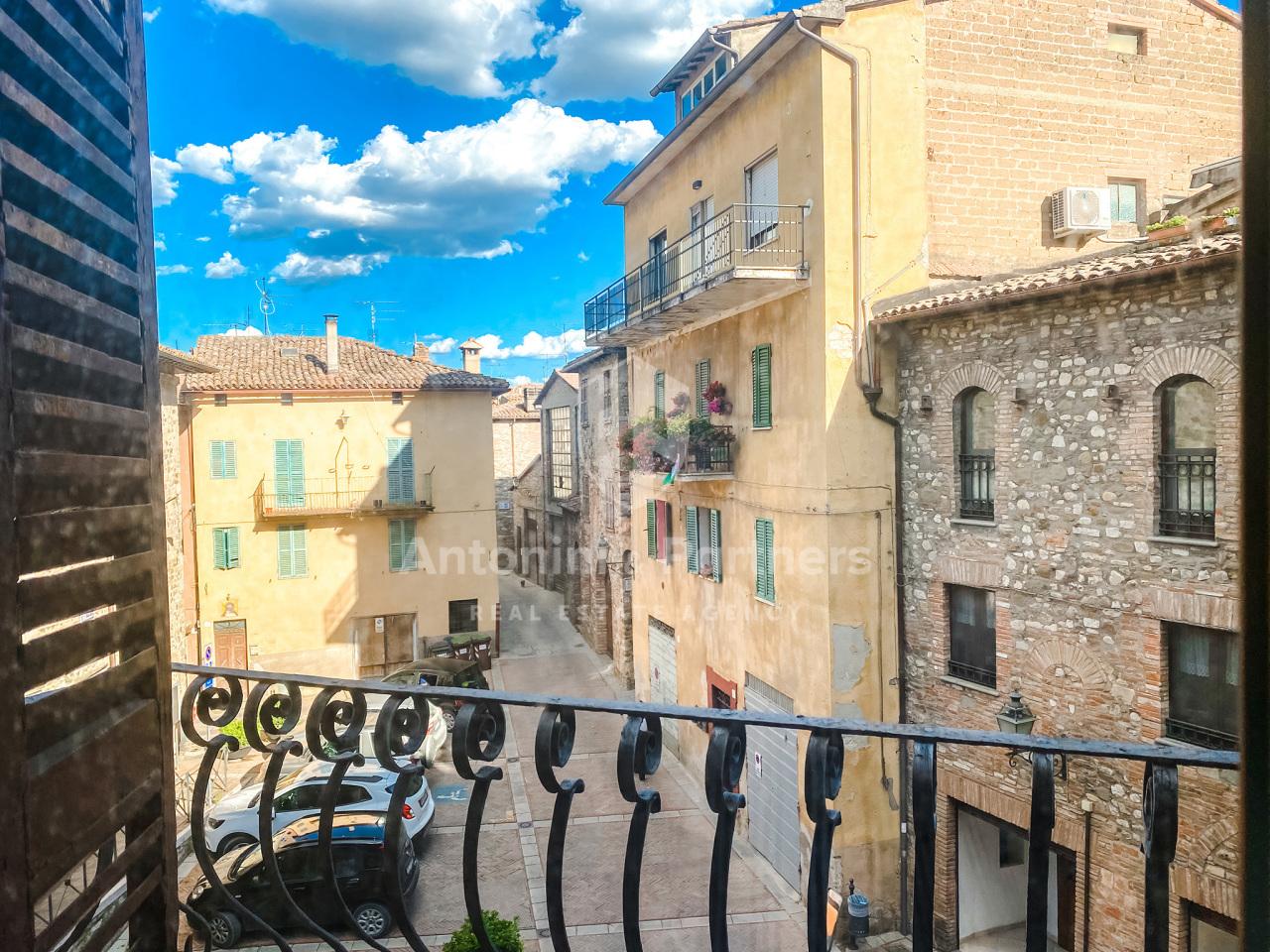Vendita Pentavani, Marsciano foto