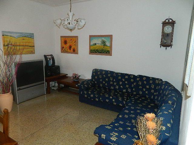 Vendita Pentavani, Massa foto