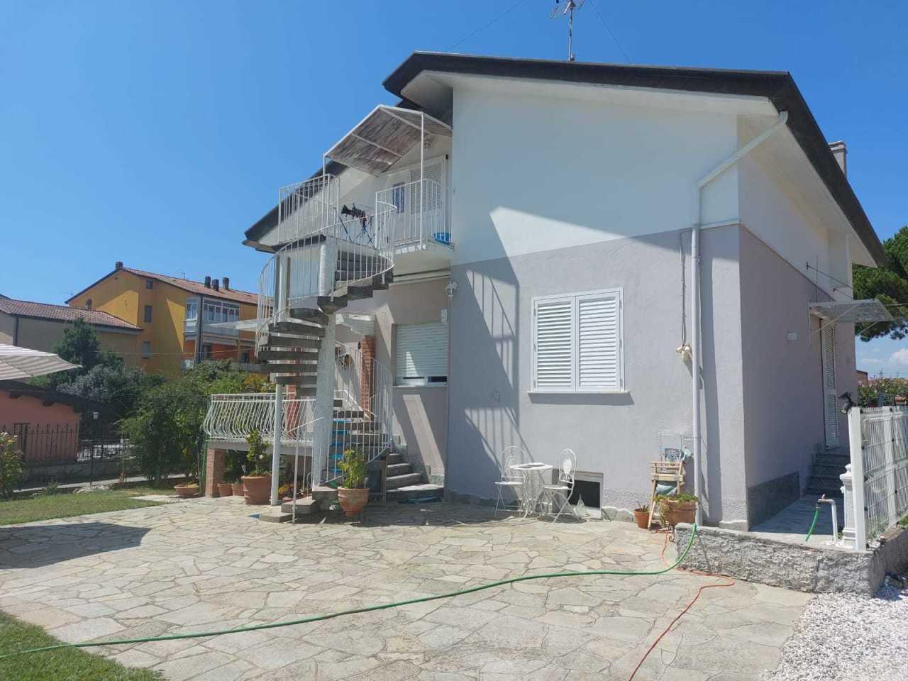 Vendita Ville, Sarzana foto