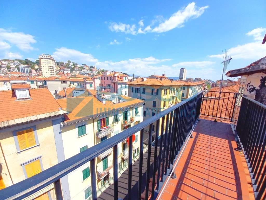 Vendita Pentavani, La Spezia foto