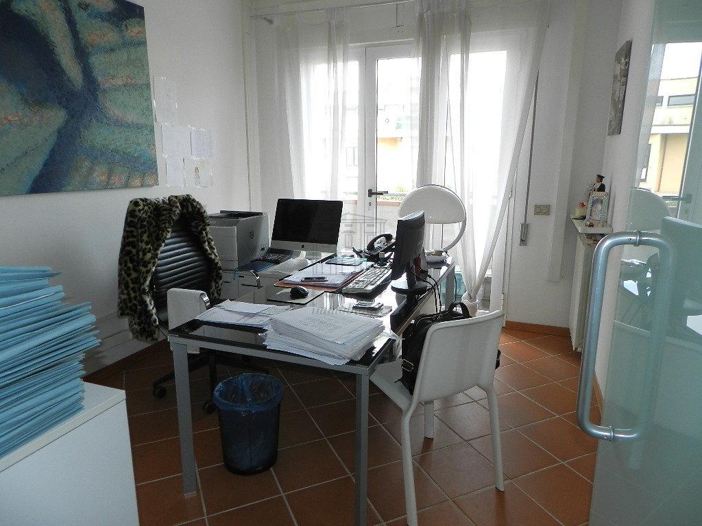 Vendita Pentavani, Lucca foto