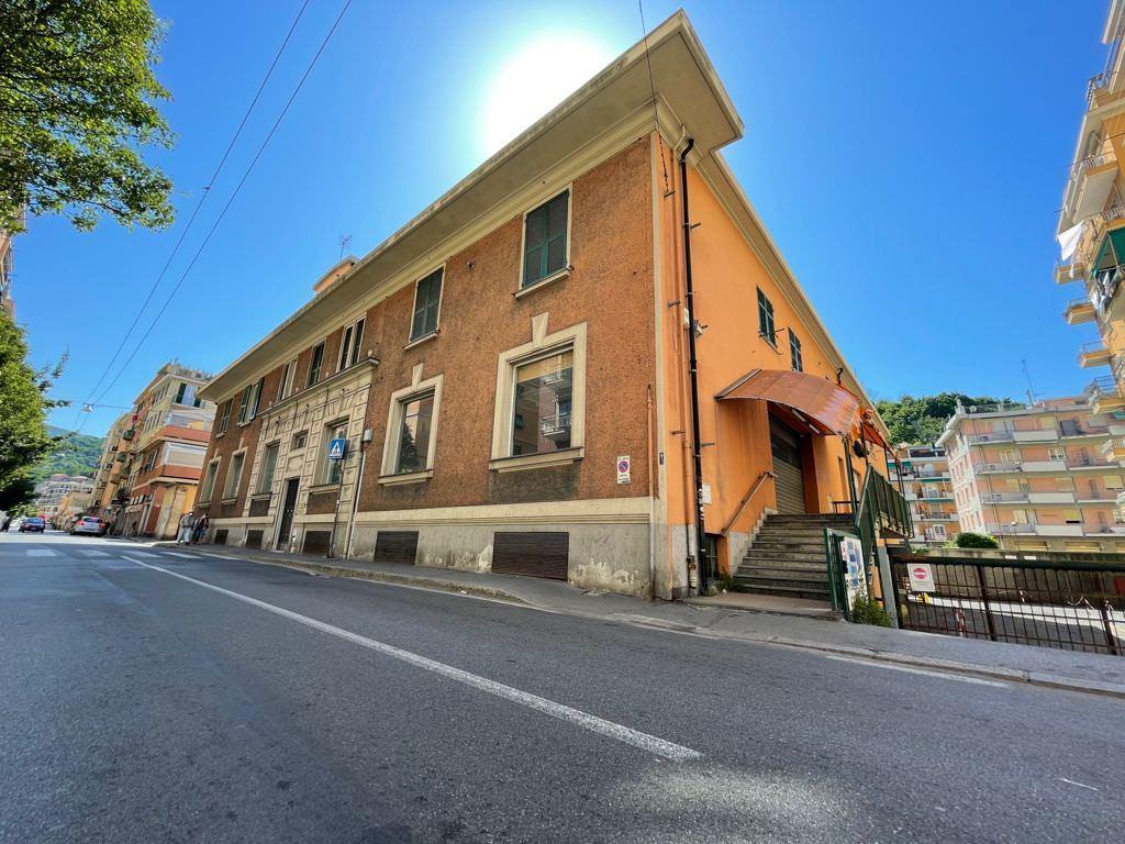 Vendita Bivani, Genova foto