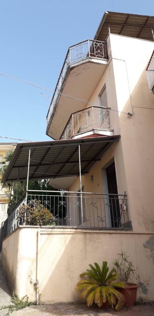 Vendita Esavani, Lamezia Terme foto
