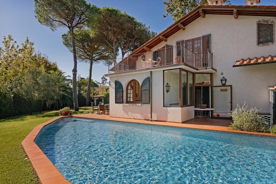 Affitto Multivani, Forte dei Marmi foto