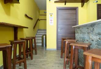 Affitto Bivani, Uta Affitto Bivani, Uta