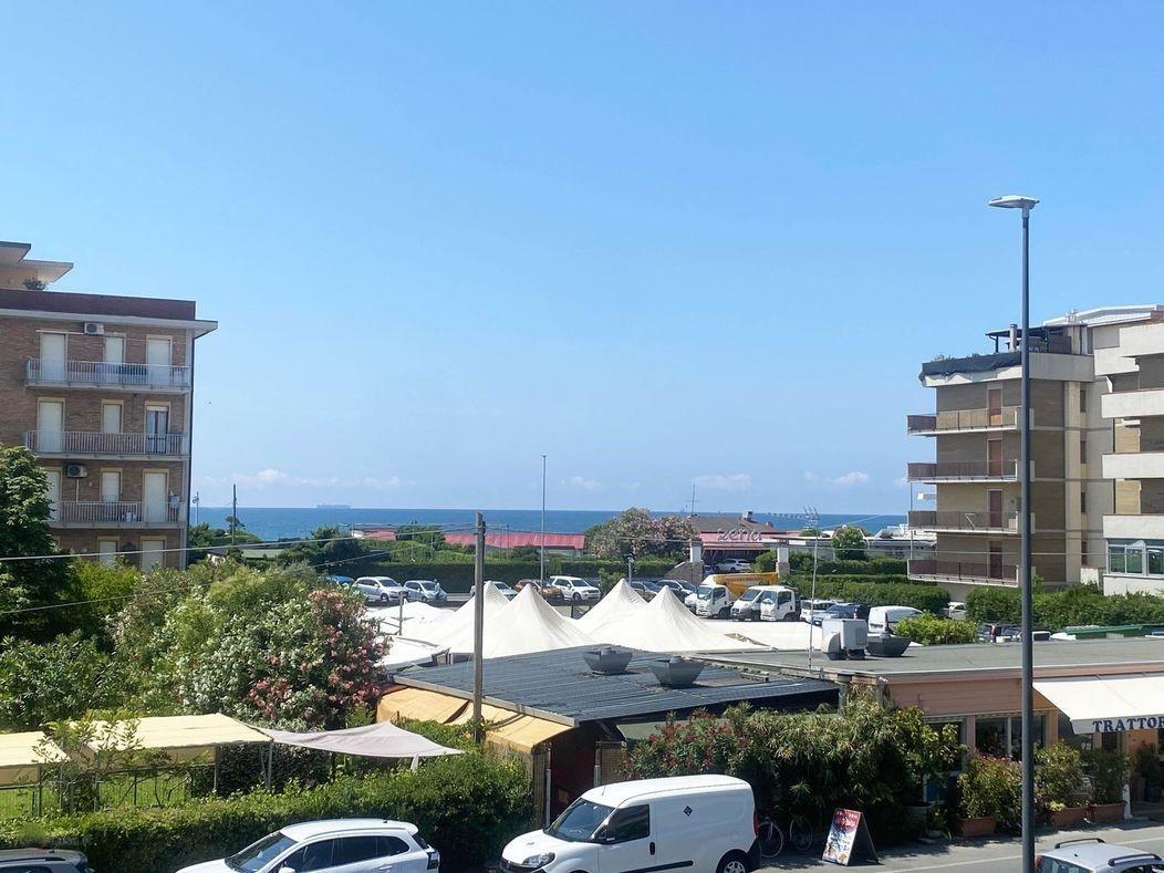 Vendita Quadrivani, Sarzana foto