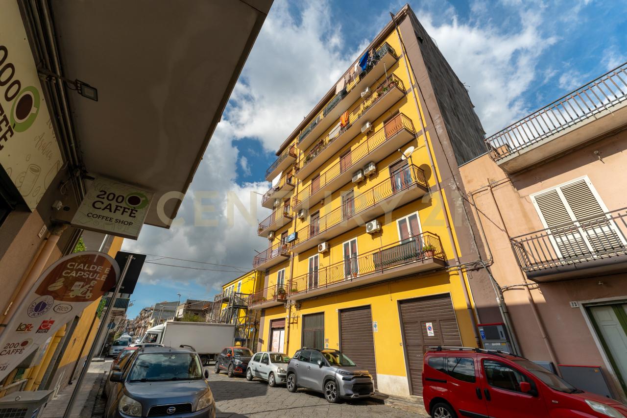 Vendita Quadrivani, Aci Sant'Antonio foto