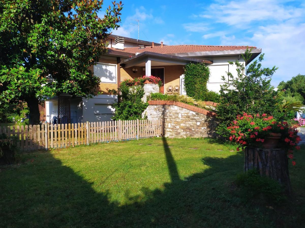 Vendita Ville, Carrara foto